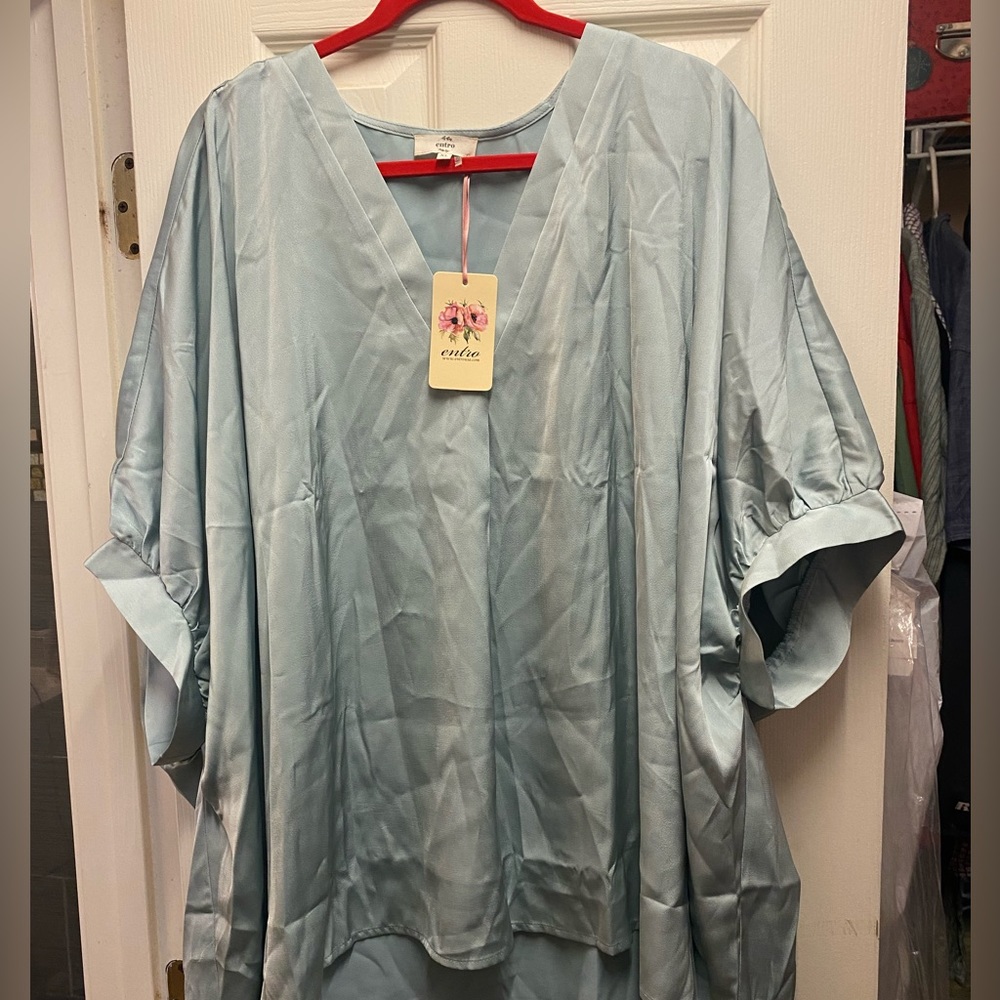 NWT Entro Top XL Plus Size